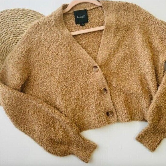 Le Ore Camel Colored Cardigan and Hot Pants Set - COZY - Picture 8 of 8